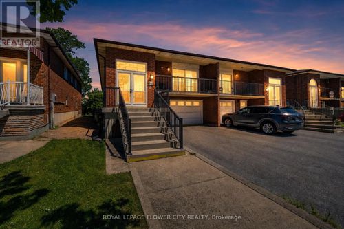 148 Dolores Road, Toronto (Glenfield-Jane Heights), ON, M3L2K8 | Card Image