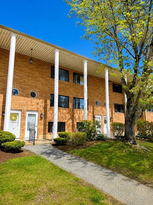 200-200 Farrwood Dr, Haverhill, MA, 01835-8438 | Card Image