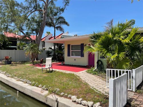 2100 Avenue A, BRADENTON BEACH, FL, 34217 | Card Image