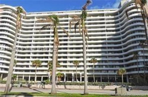 apt-11u-5555 Collins Ave, Miami Beach, FL, 33140-2429 | Card Image
