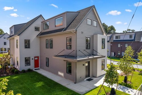 3b-3 Wilson St, Natick, MA, 01760-4724 | Card Image