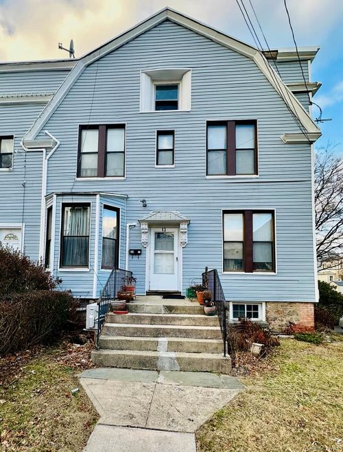 13 Union St, New Rochelle, NY, 10805-3716 | Card Image