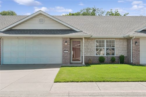 803 N 19th St, Rogers, AR, 72756-3589 | Card Image