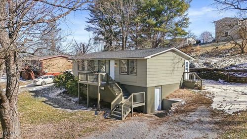 212 Highland Circle, Bluff City, TN, 37618 | Card Image