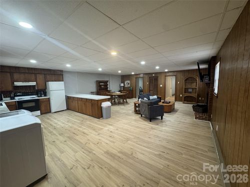 a-319 Connelly Springs Rd Sw, Lenoir, NC, 28645-6325 | Card Image