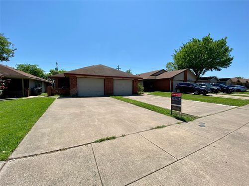 9016 Greenmound Avenue, Dallas, TX, 75227 | Card Image