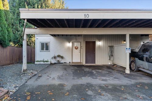 10-9473 Hazel St, Chilliwack, BC, V2P5M9 | Card Image