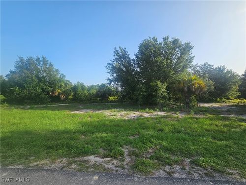 435 Rathburn St, LEHIGH ACRES, FL, 33974-6605 | Card Image