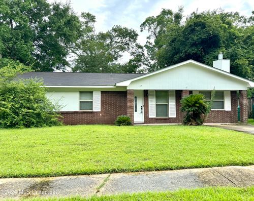 2819 Lawnwood Dr, Ocean Springs, MS, 39564-5536 | Card Image
