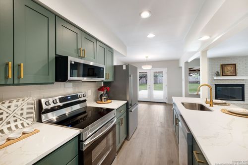 1203 Weeping Willow St, San Antonio, TX, 78232-3442 | Card Image