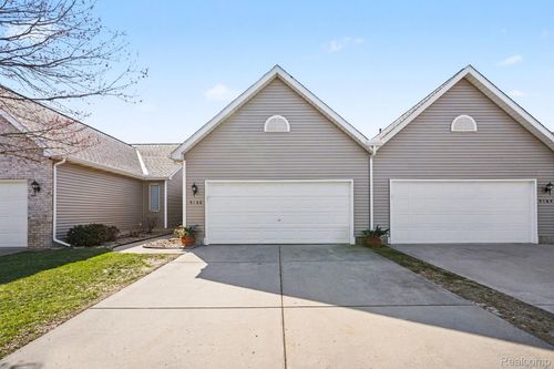 9166 Emily Dr, Davison, MI, 48423-2889 | Card Image