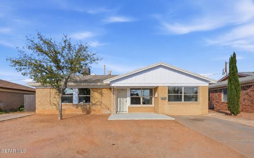 10077 Manitoba St, El Paso, TX, 79924-4134 | Card Image