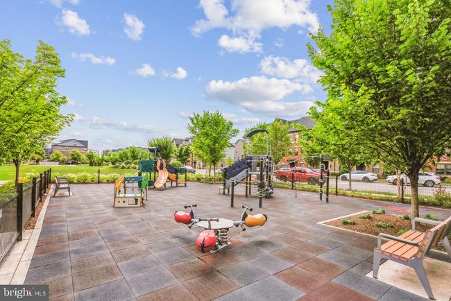 43359 Stadium Ter, Townhouse with 5 bedrooms, 5 bathrooms and null parking in ASHBURN VA | Image 29