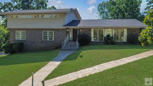 18 Pine Hill Cir, Texarkana, AR, 71854-9677 | Card Image