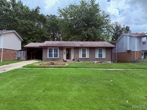 1834 Night Dr, Florissant, MO, 63031-2828 | Card Image