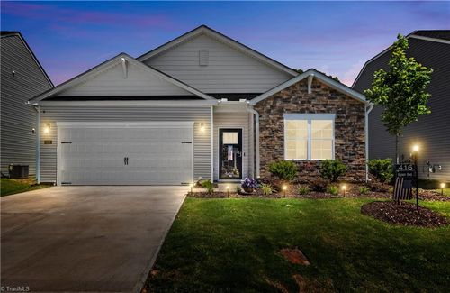416 Bryson Blvd, Lexington, NC, 27295-9918 | Card Image