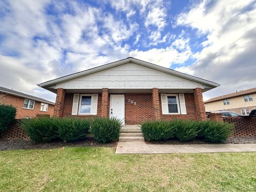 705 Gordon Smith Blvd, Hamilton, OH, 45013-6046 | Card Image