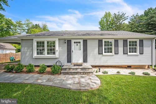 15324 Blueridge View Dr, CENTREVILLE, VA, 20120-1121 | Card Image