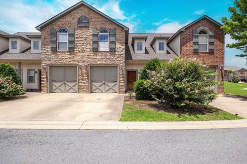 303 Tuscany Cir, Maumelle, AR, 72113-7447 | Card Image