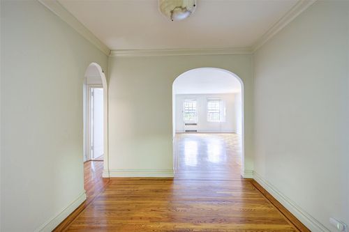 c5d-117 Park Ln S, Kew Gardens, NY, 11415 | Card Image