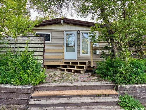 1192 Grand Ave, Buena Vista, SK, S2V1A3 | Card Image