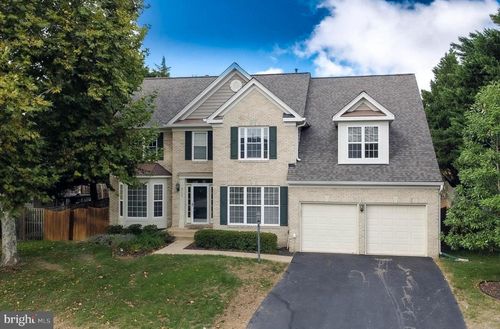 9179 Weathersfield Dr, BRISTOW, VA, 20136-1785 | Card Image