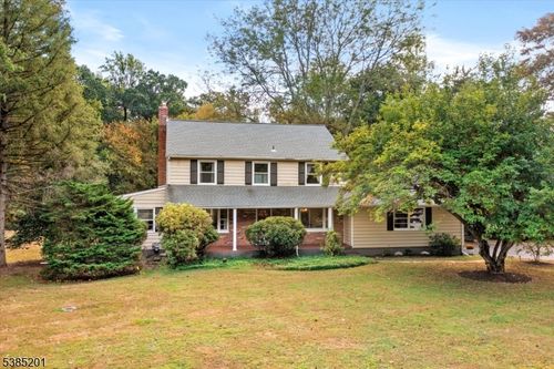 17 Cherry Brook Dr, Princeton, NJ, 08540-7710 | Card Image