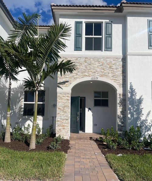 0-12277 Nw 24th Pl, Miami, FL, 33167-1485 | Card Image