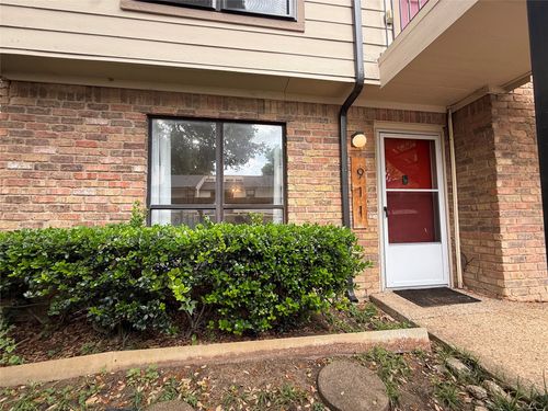 911-6646 E Lovers Ln, Dallas, TX, 75214-1677 | Card Image