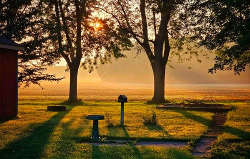 8273 Van Vleet Rd, Gaines, MI, 48436-8929 | Card Image