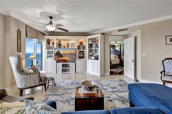 APT-2-3 - 5051 N Highway A1a, House attached with 4 bedrooms, 4 bathrooms and null parking in Hutchinson Island FL | Image 34