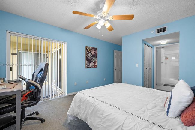 APT-107 - 2600 S University Dr, Condo with 2 bedrooms, 2 bathrooms and null parking in Davie FL | Image 15