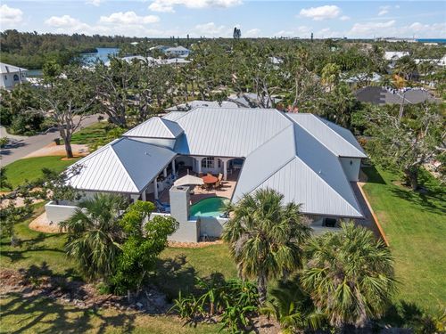 4604 Sunset Dr, Vero Beach, FL, 32963-1218 | Card Image