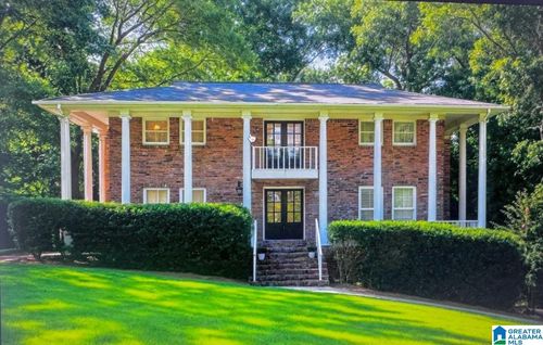 3411 Stoneleigh Dr, Vestavia, AL, 35223-2217 | Card Image