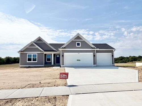 7117 Kettle Dale Ave Se, Alto, MI, 49302-7001 | Card Image