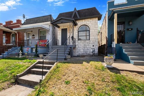 4936 Shaw Ave, Saint Louis, MO, 63110-3020 | Card Image