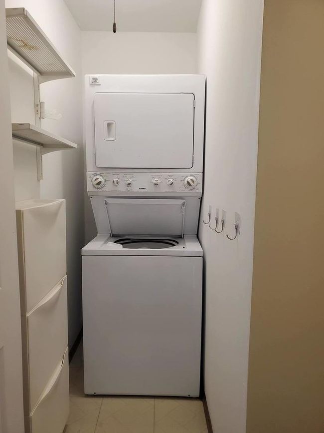 in-unit laundry! | Image 13