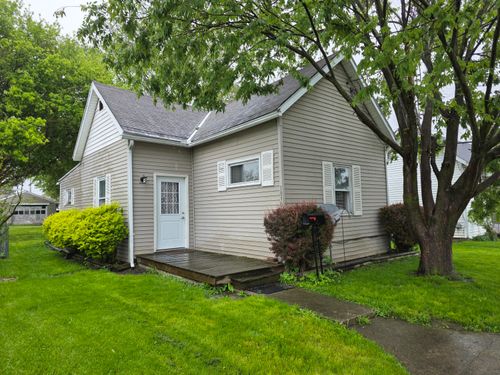 1030 Hendricks Ave, Saint Marys, OH, 45885-1952 | Card Image