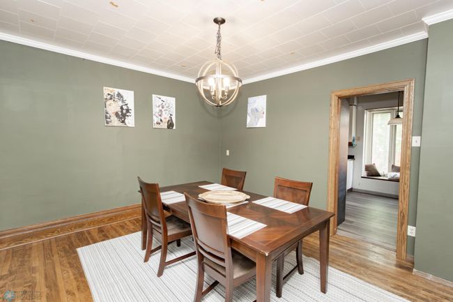 Formal Dining Room | Image 18