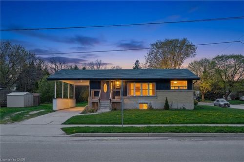 216 Stevenson St N, Guelph, ON, N1E5B2 | Card Image