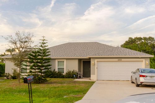 2325 Se Calcutta Cir, Port St Lucie, FL, 34952-6511 | Card Image