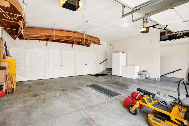 Garage with a garage door opener | Image 70