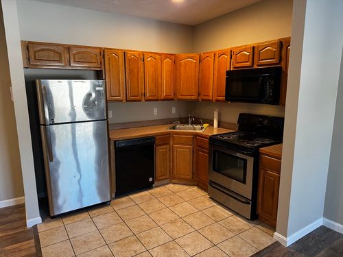 1-95 Park St, Attleboro, MA, 02703-2336 | Card Image