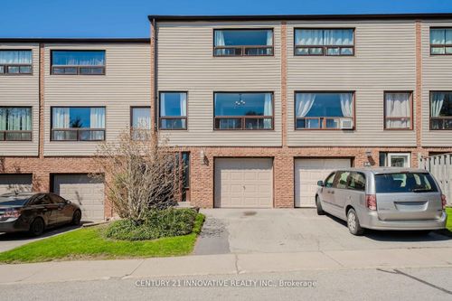 35 The Bridle Path, Bowmanville, ON, L1C3W1 | Card Image