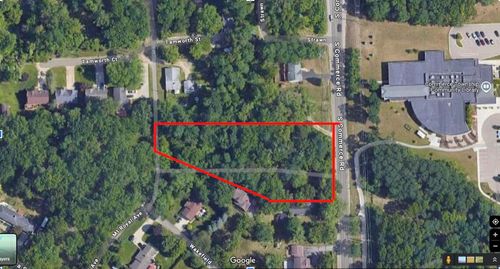 4615 Commerce Woods Dr, Commerce Twp, MI, 48382-3880 | Card Image
