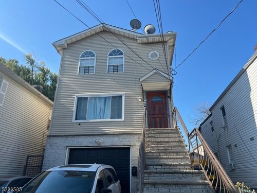 2-1012 Laura St, Elizabeth, NJ, 07201-1506 | Card Image