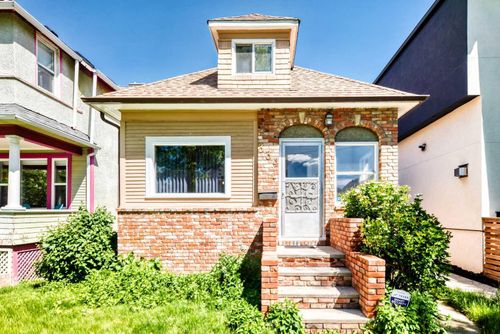334 3 Ave Ne, Calgary, AB, T2E0H4 | Card Image