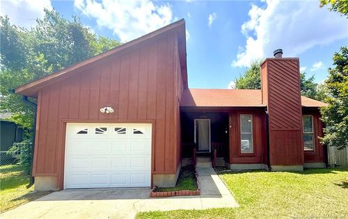 6868 Candlewood Dr, Fayetteville, NC, 28314-1698 | Card Image