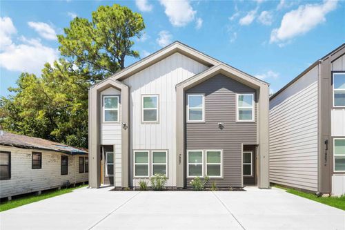 b-7987 Chateau St, Houston, TX, 77028-4511 | Card Image