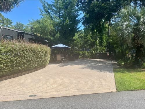 381-133 Arrow Rd, Hilton Head Island, SC, 29928-7306 | Card Image